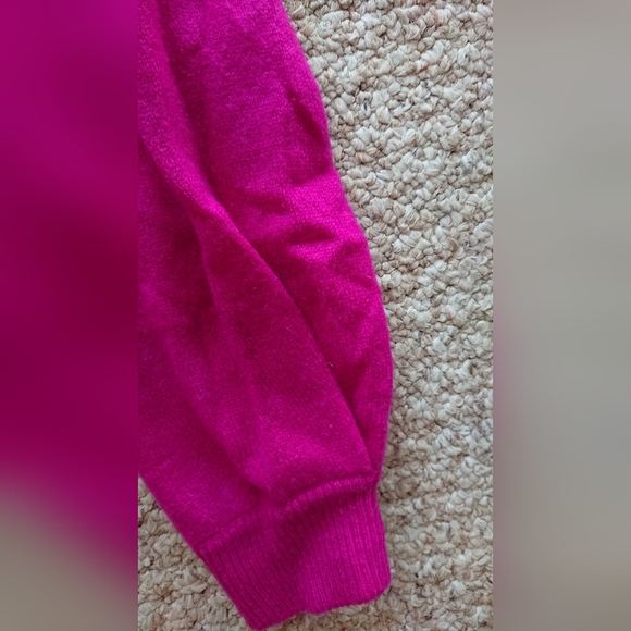 AQUA 100% Cashmere Balloon Sleeve Sweater in magenta size S - Picture 10 of 15